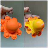 Jucarie Antistres, Vivimall, Tip Pop It, Caracatita Reversibila, din Silicon, 20 x 10 cm, Portocaliu - vivimall.ro