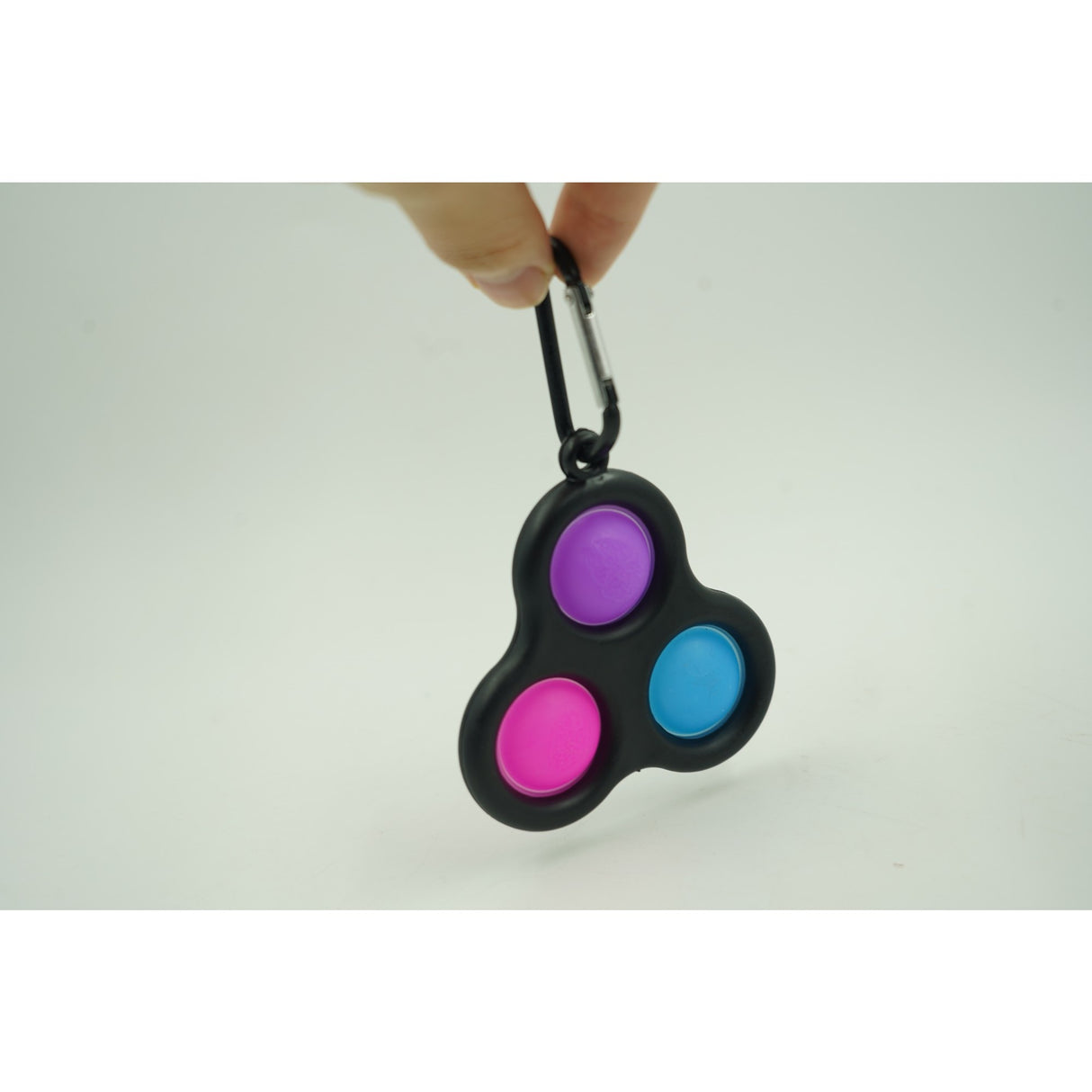 Jucarie antistres, Pop it, tip breloc, triunghi, 8 cm, multicolor, Negru - vivimall.ro