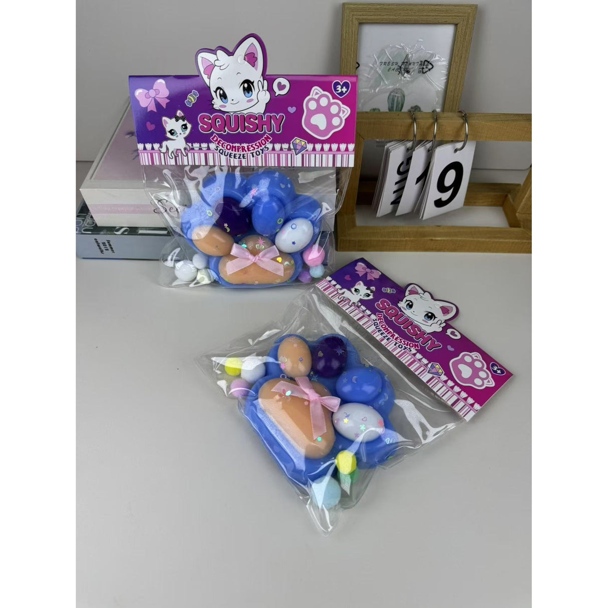 Jucarie Antistres Squishy, Flippy, cu Revenire Lenta, Squeeze Toys, Model Cat Paw, 12.5x10.5 cm, 220g, +3 Ani, din TPR, Model 7, Multicolor - vivimall.ro