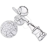 Kendama Crack, Flippy, din Lemn, 18 cm, +14 Ani, Diametru Bila 6 cm, Model Crapat, Alb - vivimall.ro