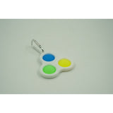 Jucarie Senzoriala Antistres, Simple Dimple, tip breloc , triunghi, 8 cm, multicolor, Alb - vivimall.ro