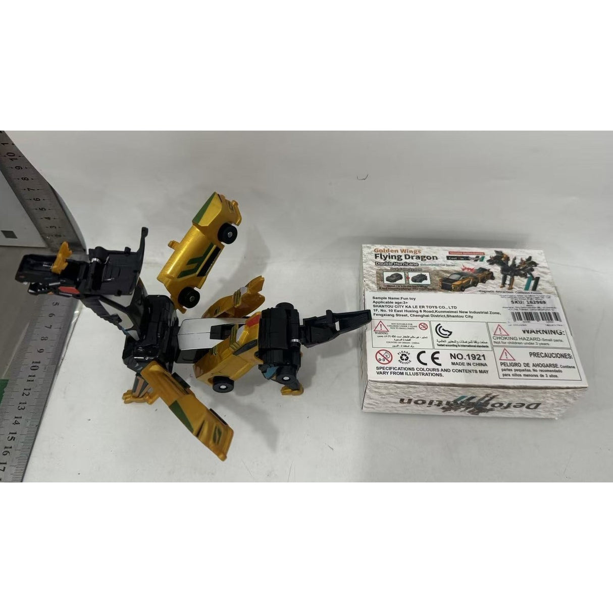 Jucarie Transformabila 2in1, Flippy, Golden Wing Flying Dragon, Masina/Dragon, Atractie Magnetica, +6 Ani, din ABS, Auriu - vivimall.ro