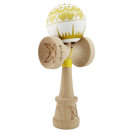 Kendama X Originala, Profesionala, Flippy, Legendary IMPERIAL, Super Sticky, Cupe Mari KING SIZE V3, Gaura in Baza, Rulment Metalic, din lemn 18 cm, Ata 62/65 cm, Alb/Auriu - vivimall.ro