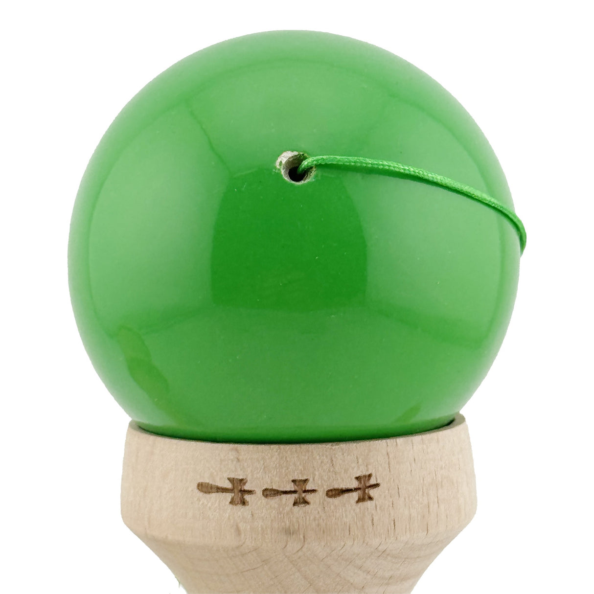 Kendama X Originala, Profesionala, Vivimall, Super Sticky cu Cupe Mari KING SIZE V3, Gaura in Baza, Rulment Metalic, din lemn 18 cm, Ata 62/65 cm, Bicolor Verde/Alb - vivimall.ro