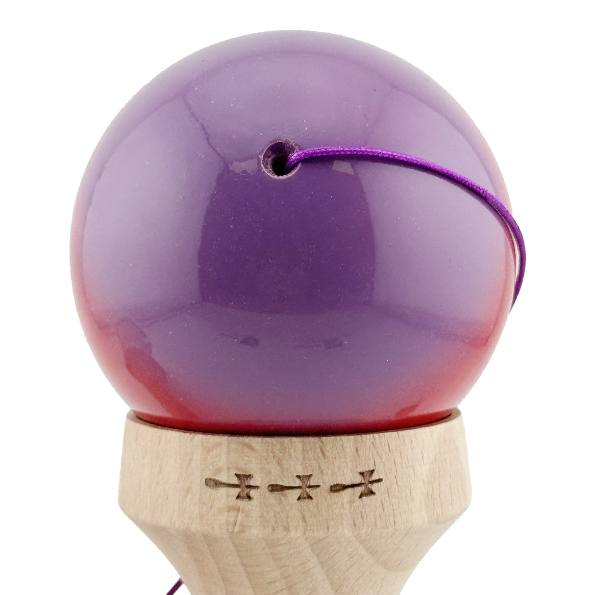 Kendama X Originala, Profesionala, Flippy, Super Sticky cu Cupe Mari KING SIZE V3, Gaura in Baza, Rulment Metalic, din lemn 18 cm, Ata 62/65 cm, Gradient Mov/Rosu/Negru - vivimall.ro