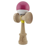 Kendama profesională Vivimall V3 roz, rulment metalic vizibil, vedere laterală stânga