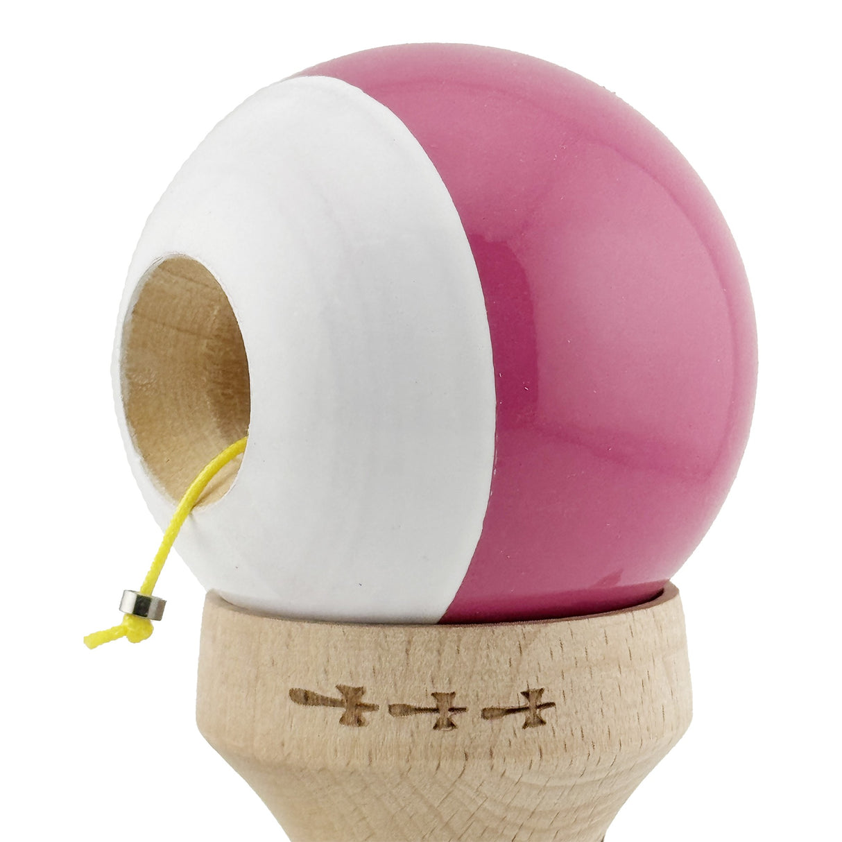 Cupe kendama King Size V3 comparație dimensiuni: mare 4,8 cm și mică 4,5 cm, vedere de sus