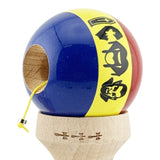 Jucărie skill kendama profesională din lemn, design gradient tricolor, perspectivă diagonală