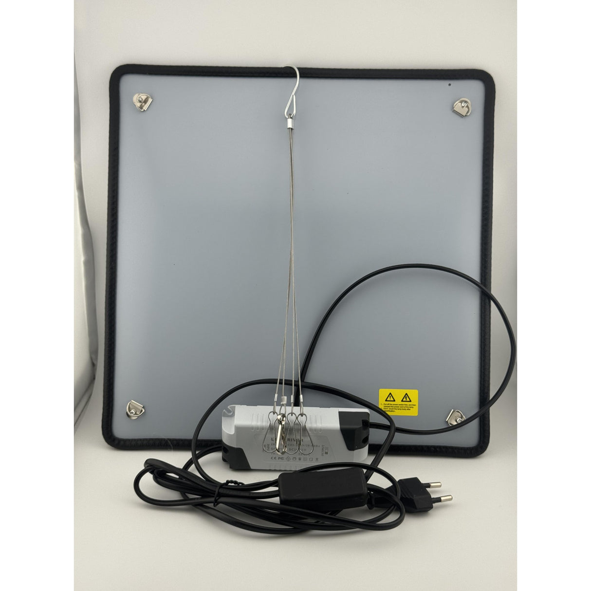 Lampă creștere plante Flippy 500 LED, detaliu conector și cablu alimentare 85-265V