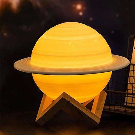 Нощна лампа във формата на Сатурн, 3D лунна светлина, захранвана от батерии, включена пластмасова стойка, 13 см