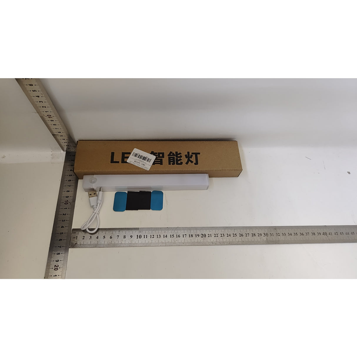 Lampa Led Cu Senzor De Lumina Si Miscare 20 Cm Intensitate Reglabila, Suport Magnetic, 34 Led-Uri, 71.49Lm, Acumulator 450Mah Cu Reincarcare Prin Usb-C, Pentru Bucatarie, Hol, Dressing, Garaj - vivimall.ro