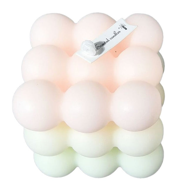 Lumanare Parfumata, Vivimall, din Ceara De Soia, Model Cub, Gradient in 3 Culori Pale, 6x6x6 cm, Aroma de Piersici, Bej - vivimall.ro