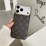 Carcasa Magnetica, Vivimall, din Fibra de Carbon, pentru iPhone 17 Pro, Maro - vivimall.ro