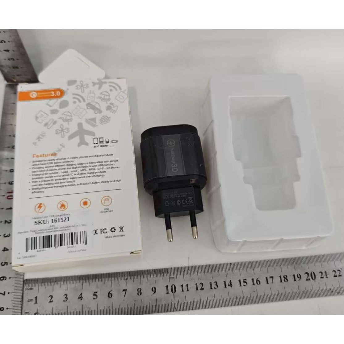 Incarcator Rapid QC3.0, Vivimall, 3 Porturi USB, 2.1A, 18W, din ABS, Protectie Supraincalzire, Gama Macarons, Negru - vivimall.ro