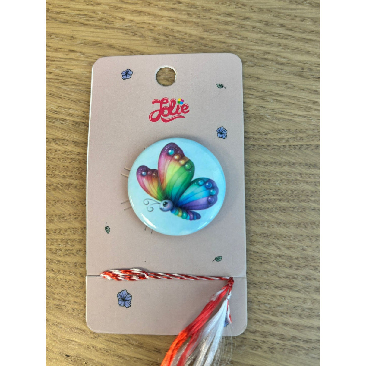 Martisor pentru copii, Brosa, Material Metal, Ambalaj Carton cu Design, Model Fluture - vivimall.ro