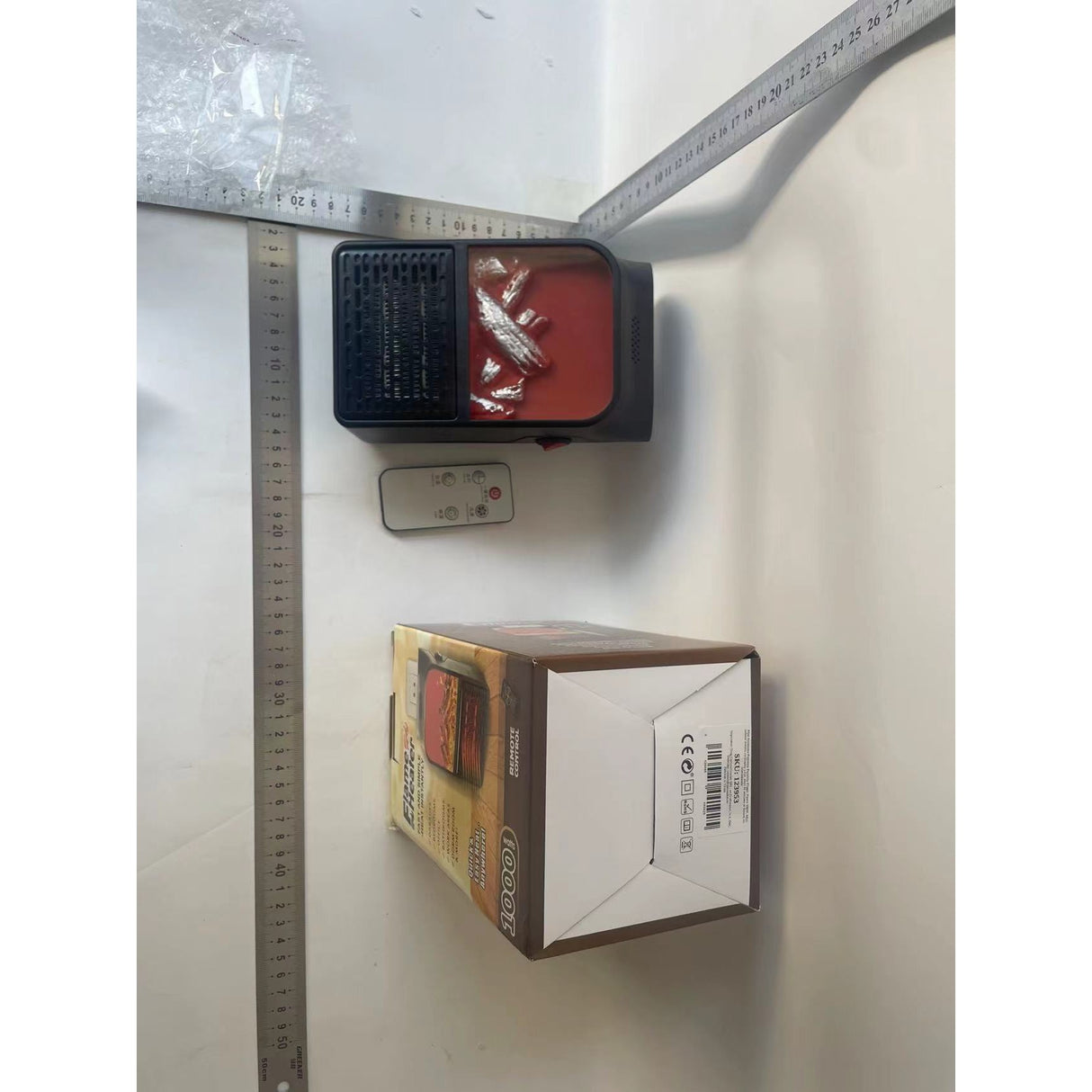 Mini Aeroterma Puternica Portabila Flippy, Putere 1000W, Mini radiator electric cu Display LCD, efect de semineu si flacara, cu telecomanda - vivimall.ro