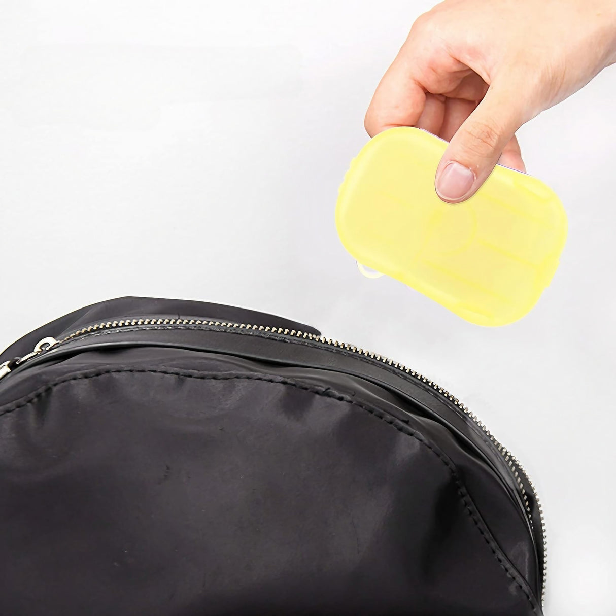 Mini Cutie de Sapun din Hartie, Vivimall, de Unica Folosinta, Portabila, Potrivit pentru Calatorii, 20 foite, Galben - vivimall.ro