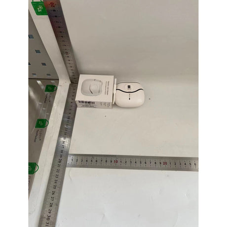 Unghiera Electrica, Vivimall, Aparat de Tuns Unghiile pentru Copii si Adulti, Portabila cu 2 Baterii AA, Zgomot redus 50 db, 7.4 x 7.3 x 3 cm, Alb Negru - vivimall.ro