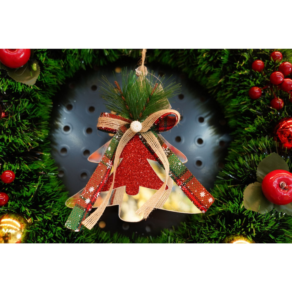 Ornament brad, Vivimall, Brad, Argintiu, Lucios, 14*15CM, Acril, Interior/ Exterior - vivimall.ro