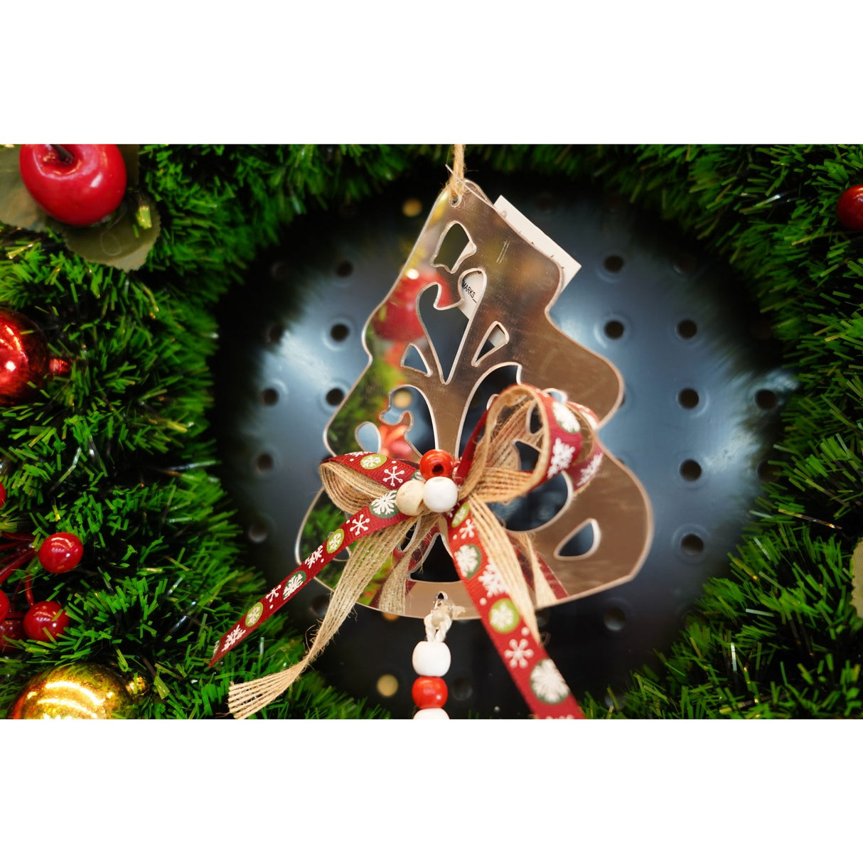Ornament brad, Flippy, Brad, Argintiu, Lucios, 14*26CM, Acril, Interior/ Exterior - vivimall.ro