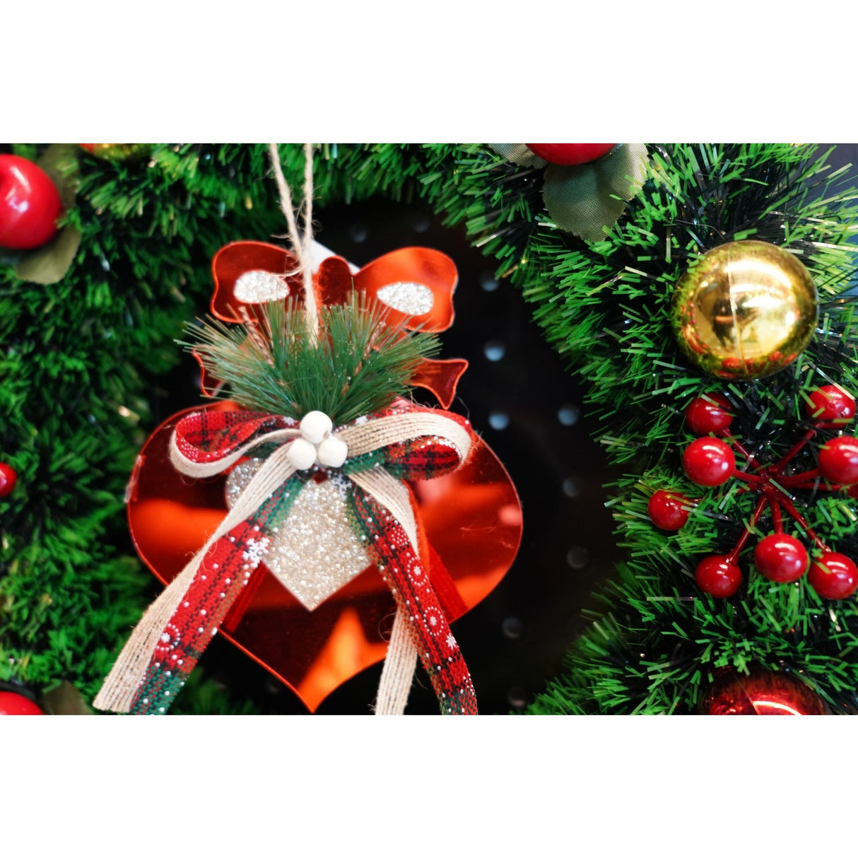 Ornament brad, Vivimall, Inima, Rosu, Lucios, 15*15CM, Acril, Interior/ Exterior, Resigilat - vivimall.ro