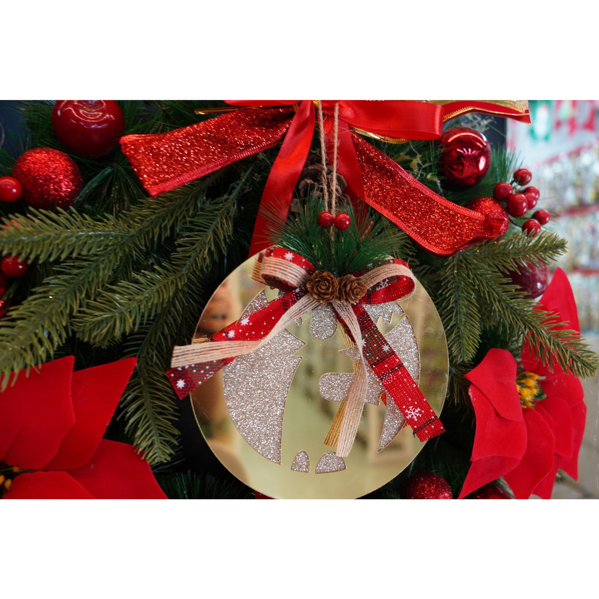 Ornament brad, Vivimall, Ren, Auriu, Lucios, 17*17CM, Acril, Interior/ Exterior - vivimall.ro