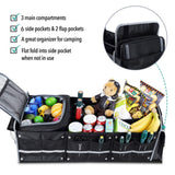 Organizator Flippy pliat compact lângă portbagaj deschis, demonstrație model pliabil