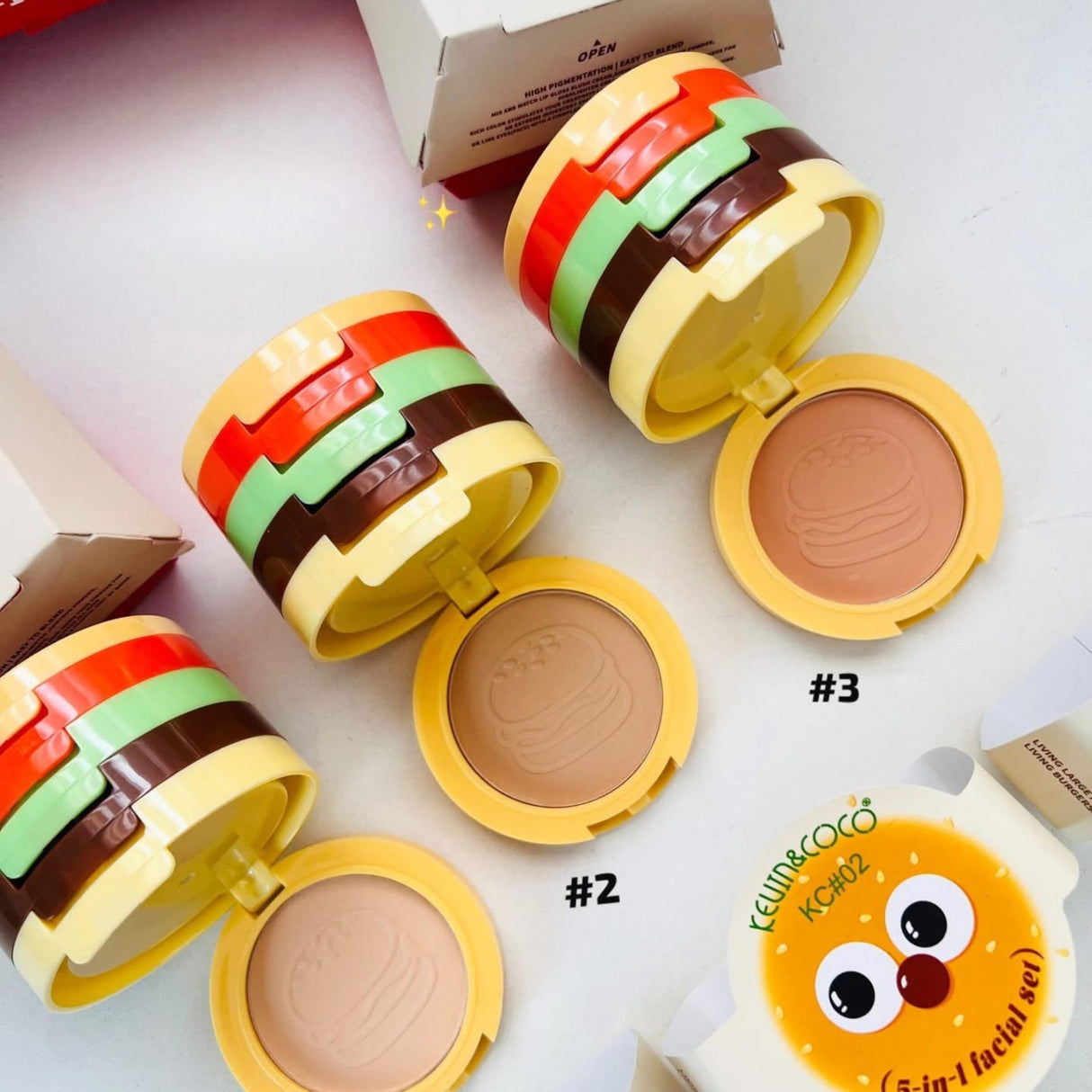 Paletă multifuncțională Kevin&Coco în geantă de cosmetice, format compact de călătorie