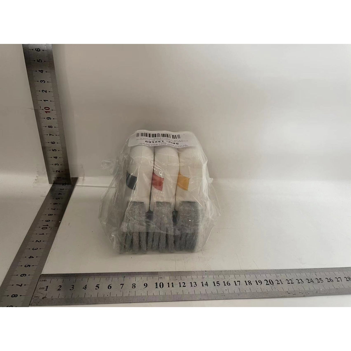 Perii de Curatat 2 in 1, Vivimall, Perii pentru Canalele din Ferestre si Usi, Perii pentru Colturi Moarte, pentru Geamuri, locuri greu de accesat, Alb - vivimall.ro