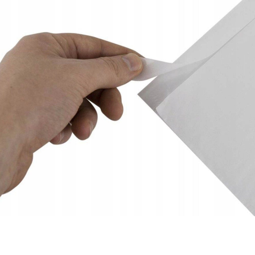 Plic port-document C5 transparent din polietilenă, detaliu bandă autoadezivă de prindere