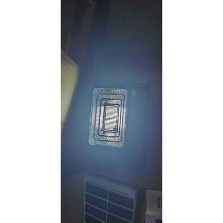 Proiector LED/Lampa solara de exterior Vivimall, 20 cm x 25 cm, Rezistent la Apa IP67, cu Panou Solar, 220 LED SMD, 100W, Senzor de lumina, Timer, cu Telecomanda, 2 moduri de iluminat, kit montaj inclus, Lumina Rece, Resigilat - vivimall.ro