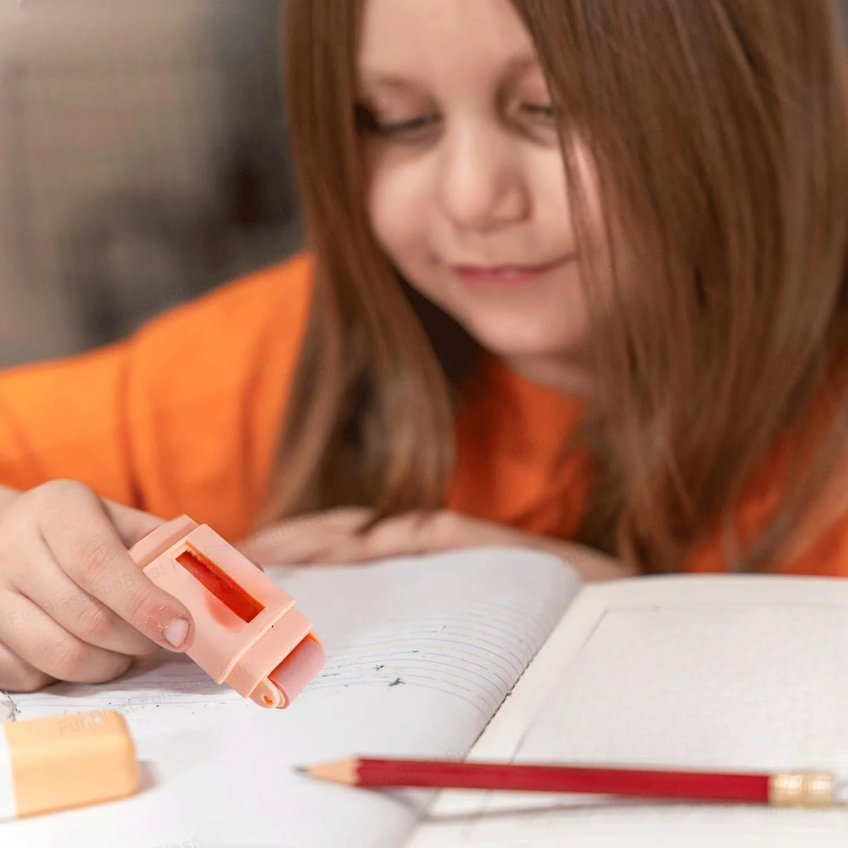 Radiera Retractabila, Flippy, Model Ursulet, Reglare Push-Pull, Radiera de tip Push, Doua Radiere de Rezerva in set din Cauciuc, Roz deschis - vivimall.ro