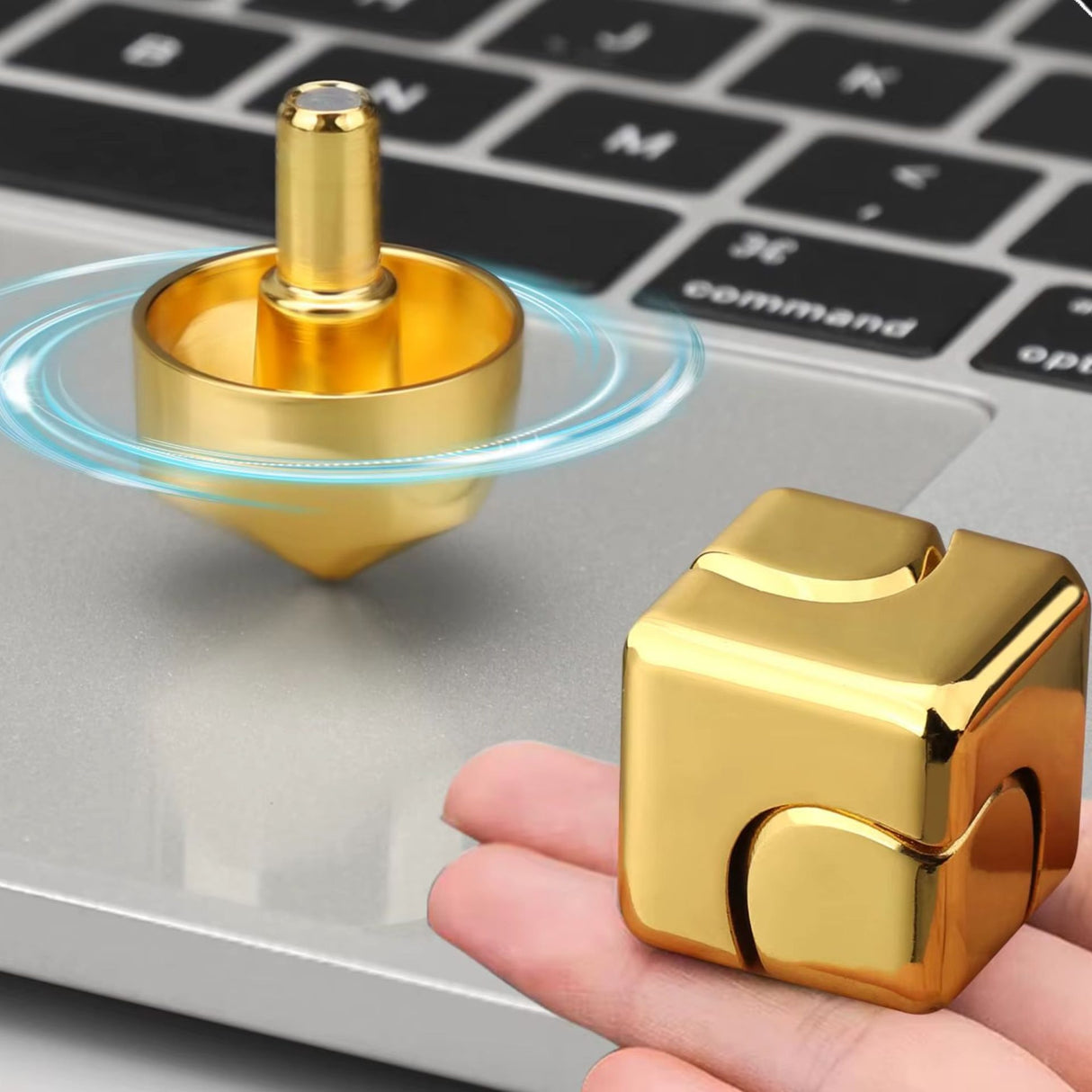 Jucarie Antistres Fidget Spinner, Flippy, Tip Cub, Metalic 2-in-1, Transformabil, Rulment Premium, Inox, Silentios, Gadget pentru  Birou, 2.9  x 2.9 cm, Auriu - vivimall.ro