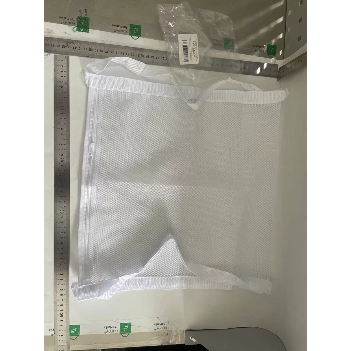 Sac pentru Spalare Incaltaminte, Vivimall, Dimensiuni Mari, pentru Masina de Spalat, 40x40x1 cm, Alb - vivimall.ro