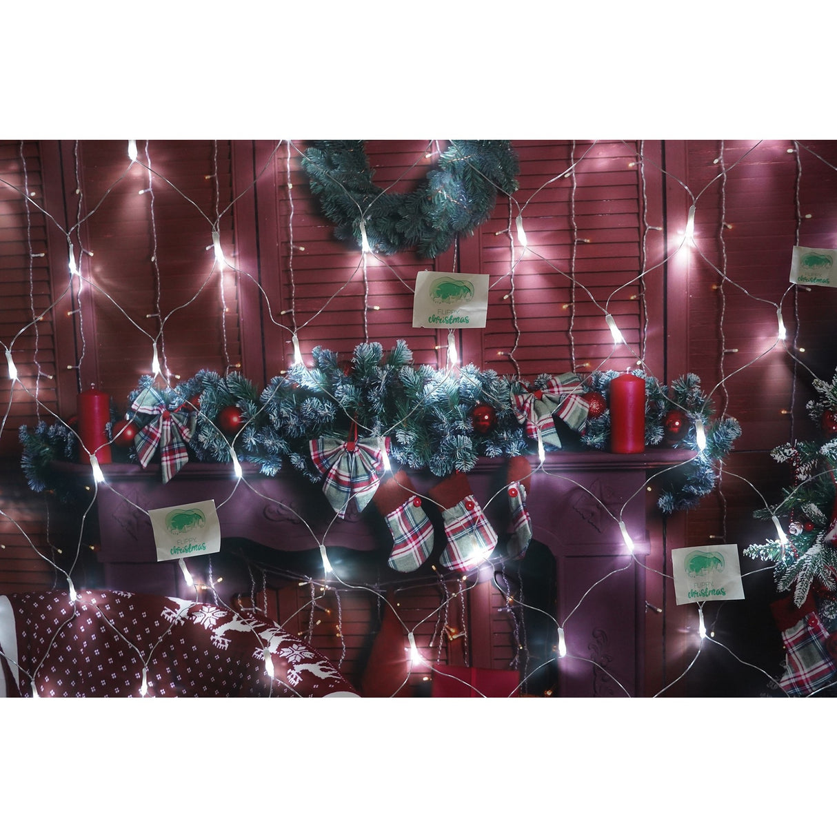 Sectiune Instalatie de Craciun Vivimall, Tip Plasa, 120 LED-uri, 1.5 x 1.5 m, 8 jocuri de lumini, Interconectabila, Fir transparent, Alb rece - vivimall.ro