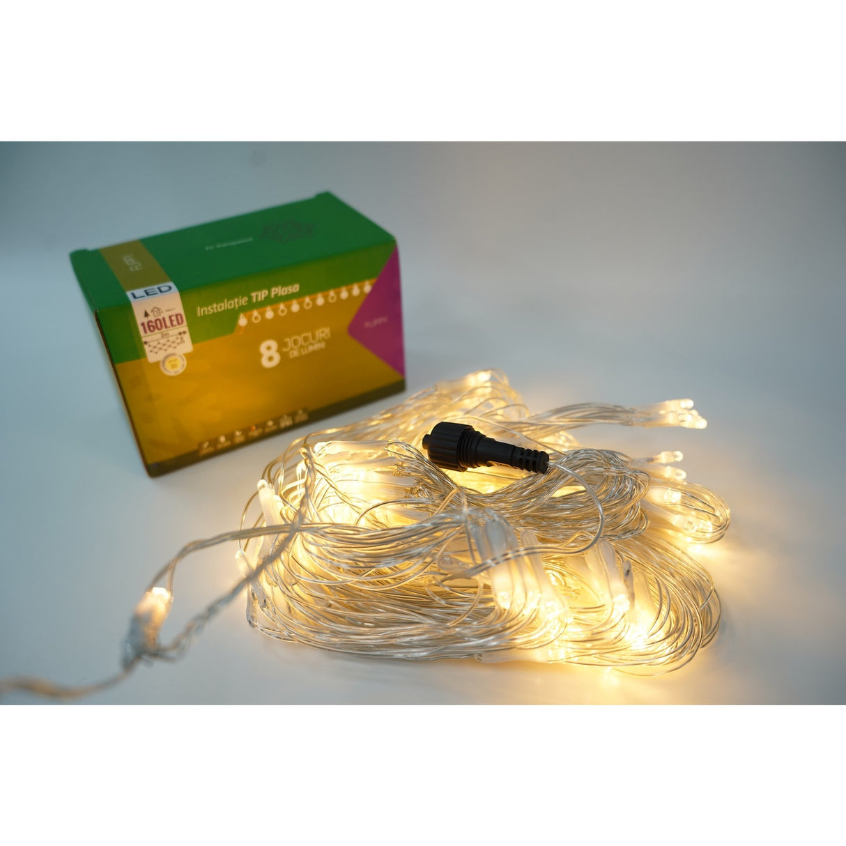Sectiune Instalatie de Craciun Flippy, Tip Plasa, 160 LED-uri, 2 m x 2 m, 8 jocuri de lumini, Interconectabila, Fir transparent, Alb cald - vivimall.ro