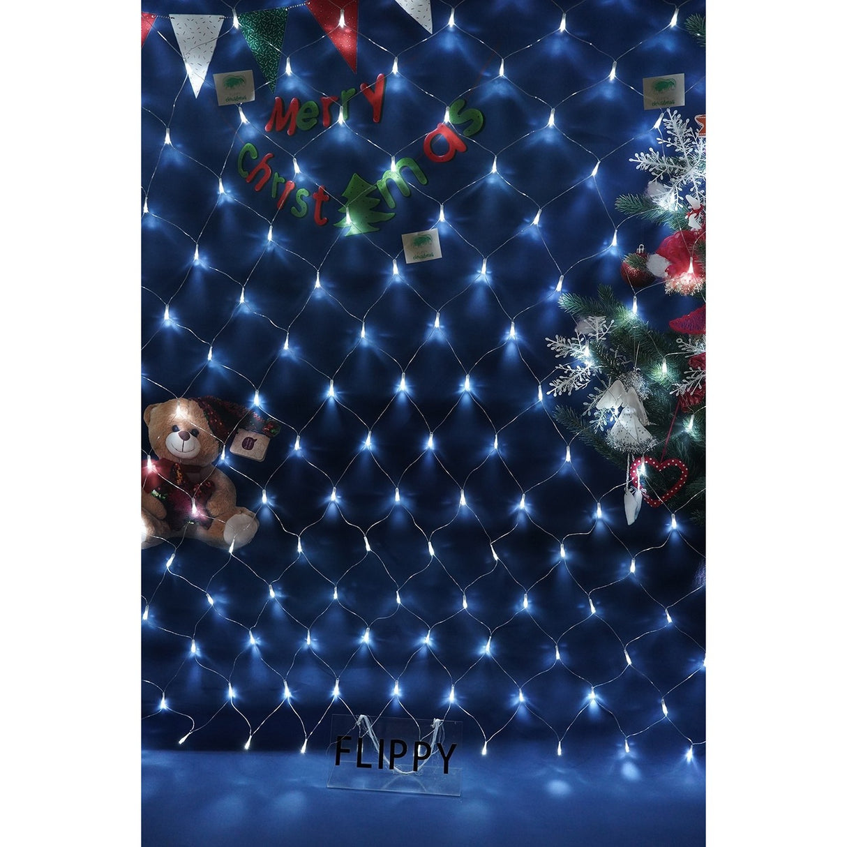 Sectiune Instalatie de Craciun Flippy, Tip Plasa, 320 LED-uri, 3 m x 3 m, 8 jocuri de lumini, Interconectabila, Fir transparent, Alb rece - vivimall.ro