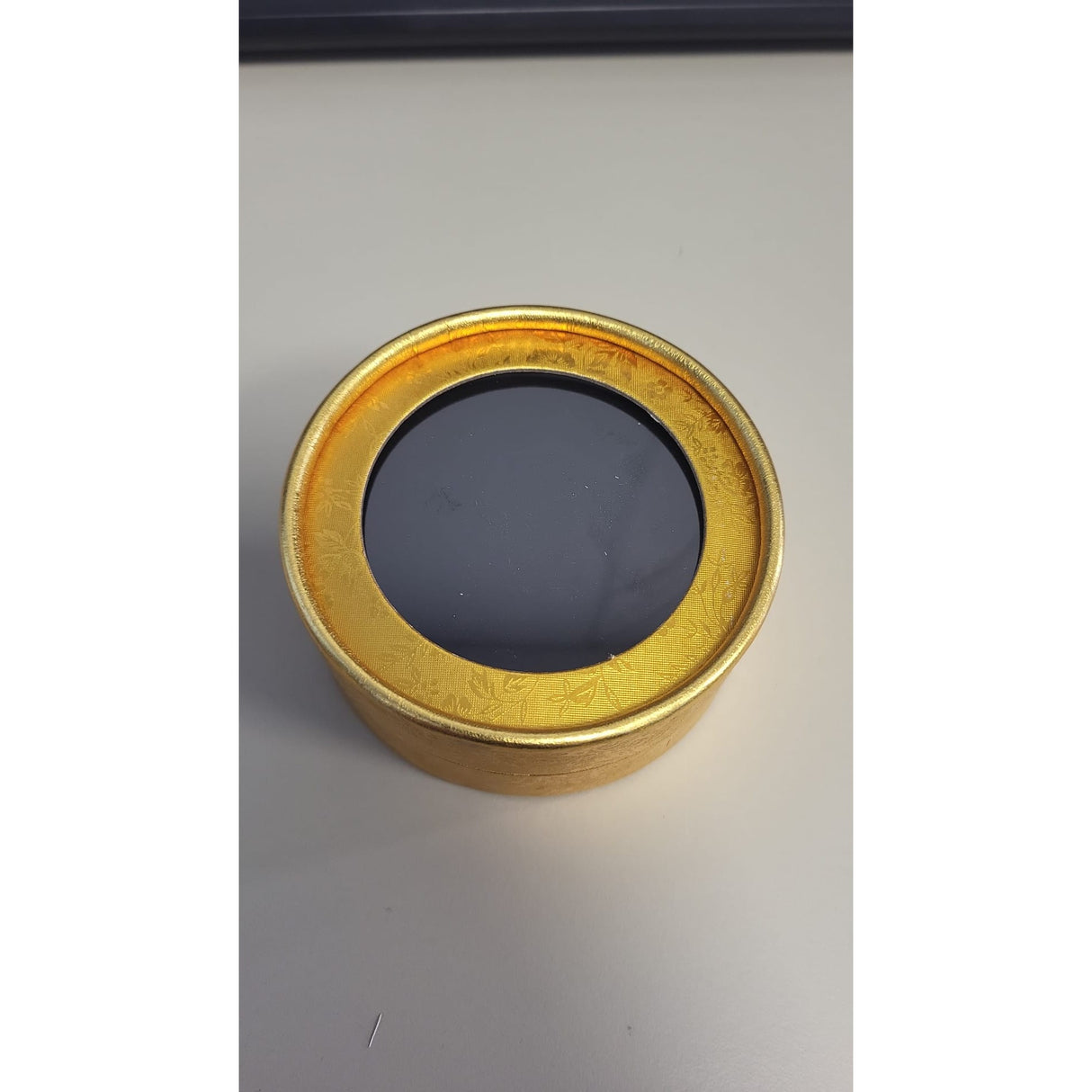 Set 12 Cutii pentru Martisoare/Brose, Model Rotund cu Display, Auriu, 8cm - vivimall.ro