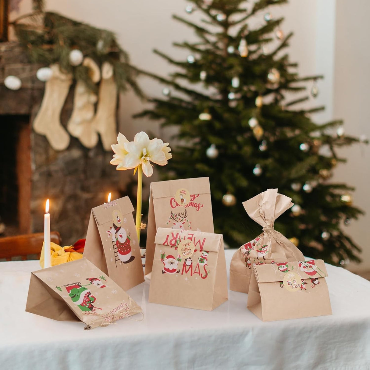Set 12 Pungi de Cadou, Flippy, Tema Craciun, 12 Stickere Incluse, 22 x 12 x 8 cm, din Hartie, Maro - vivimall.ro