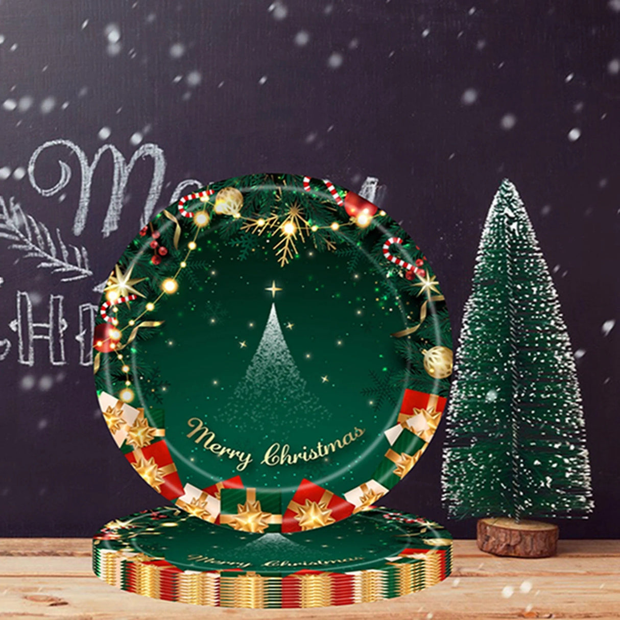 Set 16 Farfurii de Unica Folosinta, Vivimall, Model Brad de Craciun Merry Christmas, Tematica Craciun, 18 cm, Verde - vivimall.ro