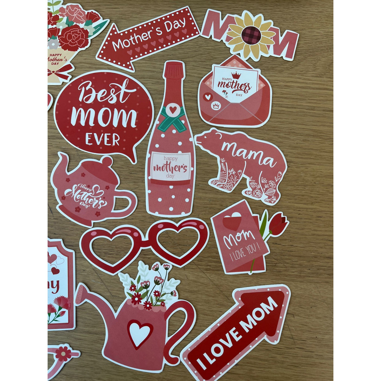 Set 18 Accesorii Pentru Petrecere Ziua Mamei | PartyMoments - vivimall.ro