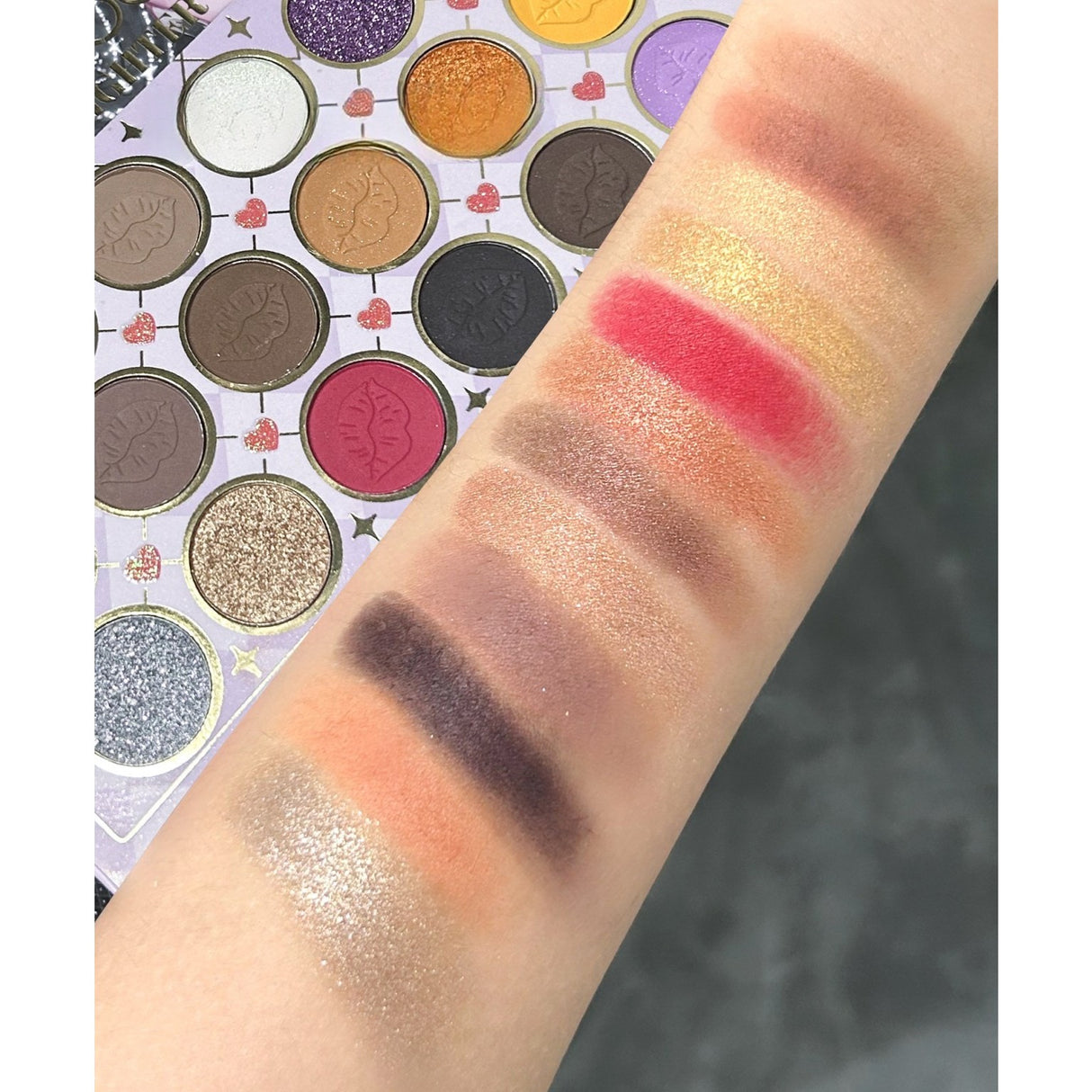 Set 4 Produse Machiaj Black-White Witch | ColorUp - vivimall.ro