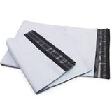 Interior negru al pungii curierat Flippy 500×500 mm pentru confidențialitatea conținutului coletului