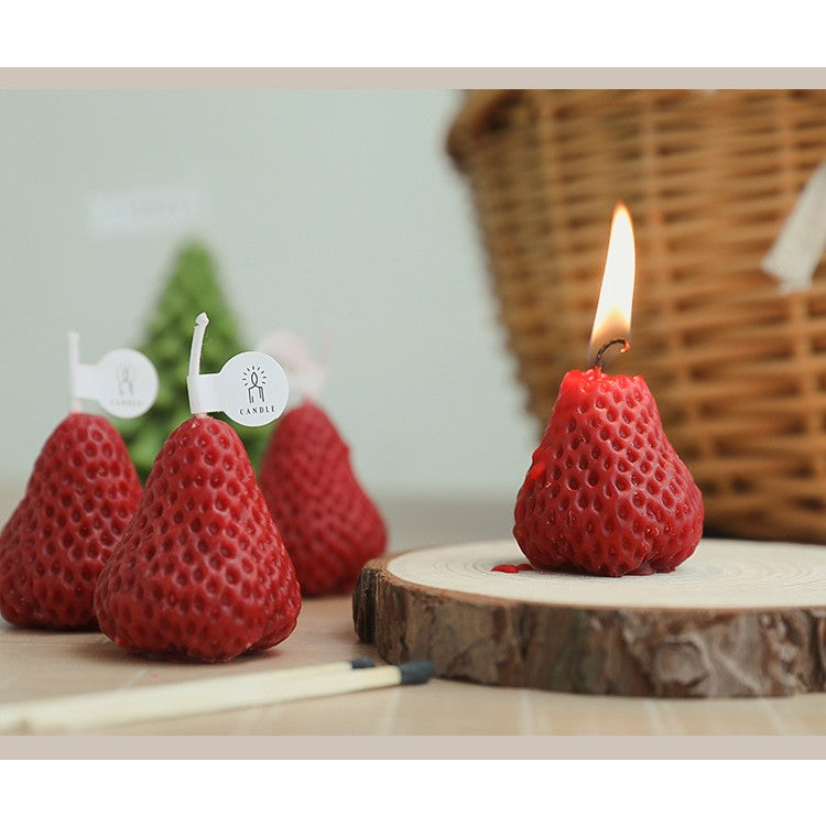 Set 6 Lumanari Parfumate, Model Capsunici, Ardere 30 Min, 78G