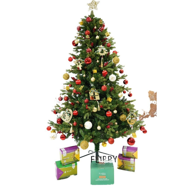 Set brad artificial de Craciun si elemente decorative, decorat cu conuri pin rosii, inaltime 210 cm, diametru 137 cm, 1172 ramuri, Flippy, verde, suport metalic inclus - vivimall.ro