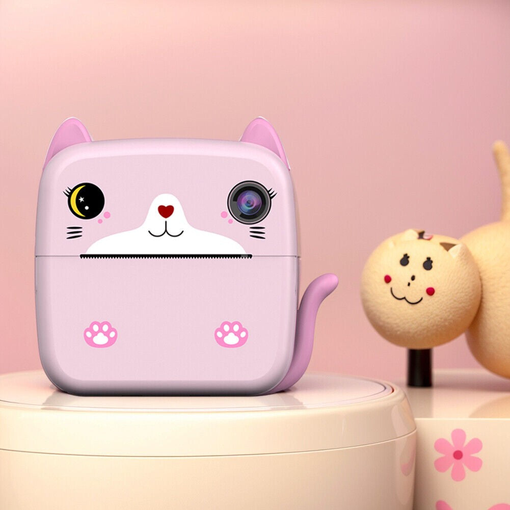 Set Camera Instantanee pentru Copii, Flippy, Ecran HD 2.4'', 24MP, 720P Video, 1200 mAh, cu Functie de Printare Alb-Negru, cablu USB-C, Bluetooth, Compatibil iOS/Android, Imprimare APP, Model Kitty, Roz - vivimall.ro