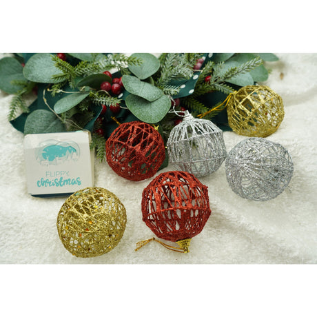 Set de 6 ornamente de brad, Vivimall, de tip Glob, Multicolor, cu ø de 6 cm, din metal, cu finisaj sclipitor , cutie  6  cm adancime x 34  cm lungime x 6  cm inaltime - vivimall.ro