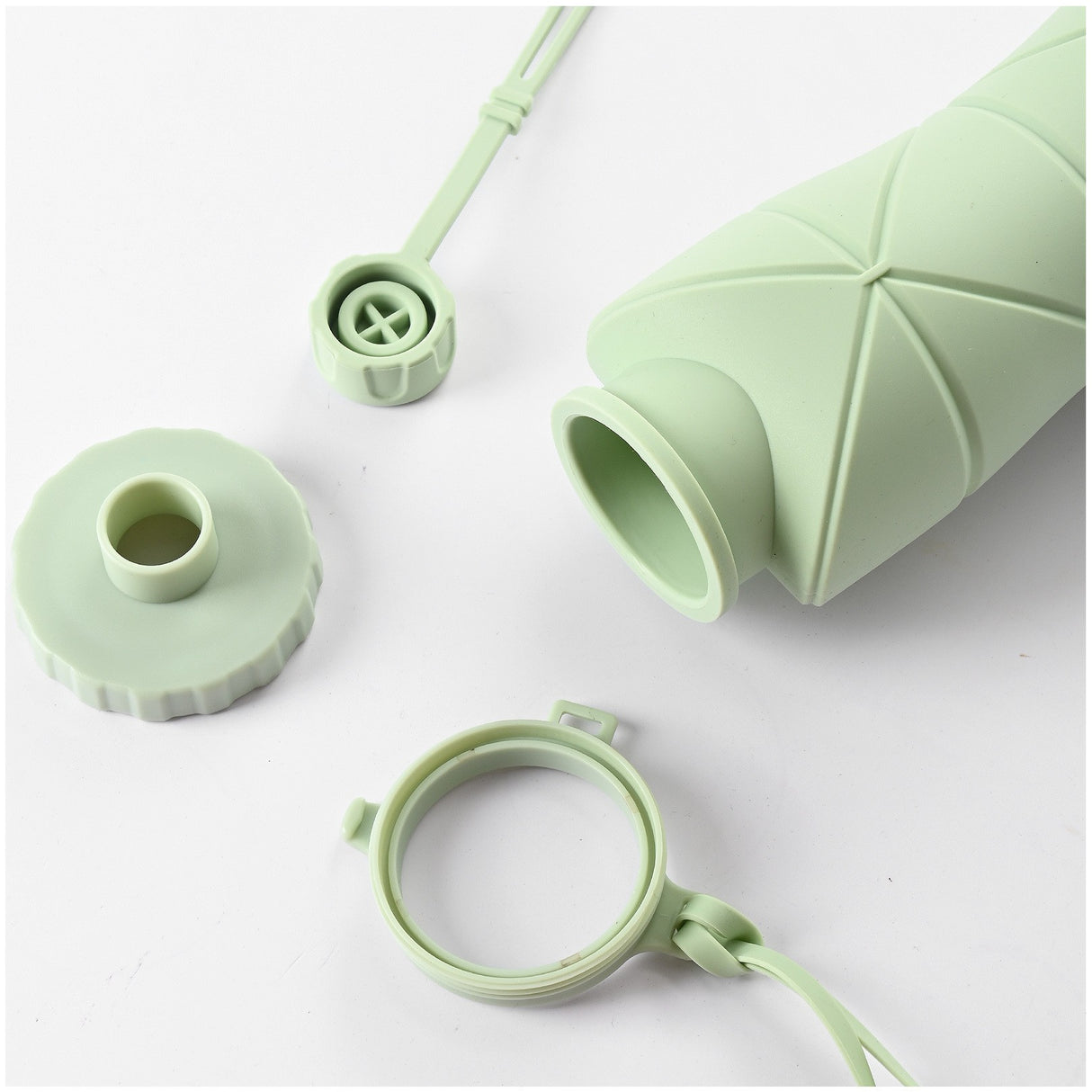 Sticla apa pliabila silicon verde | FlexSip - vivimall.ro