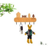 Suport pentru Chei, Vivimall, din Lemn, Aplicare fara Perforare, Adeziv Inclus, 5 Carlige Negre, Model Casuta, Greutate Suportata 5 kg, 13.5 x 23 cm, Maro - vivimall.ro