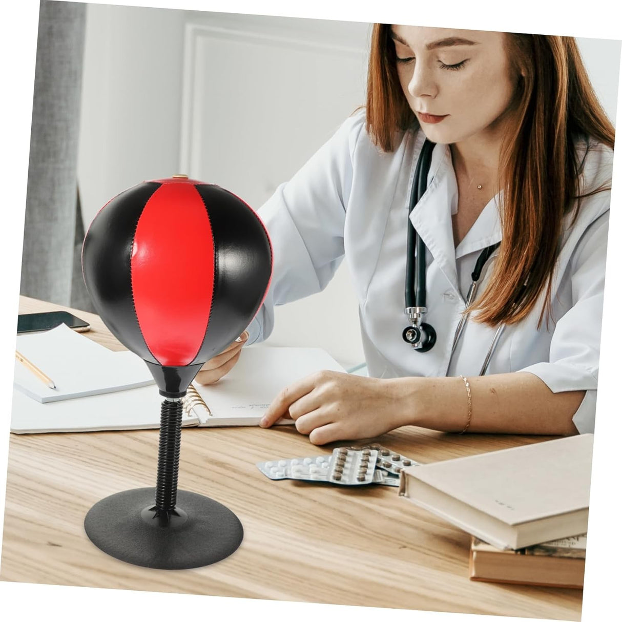 Jucarie Interactiva, Vivimall, Model Sfera de Box cu Suport de Masa, Inaltime Reglabila, +3 Ani, 10.5 x 20 x 23.5 cm, Rosu/ Negru - vivimall.ro